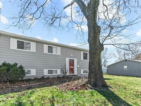 3rd image of 5233 Brownfield Ct