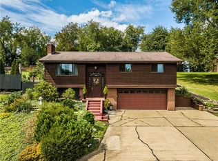 2045 McKees Rocks Rd, Mc Kees Rocks, PA 15136