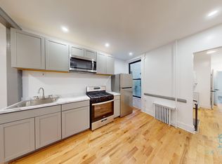 1717 Linden St #1F, Ridgewood, NY 11385