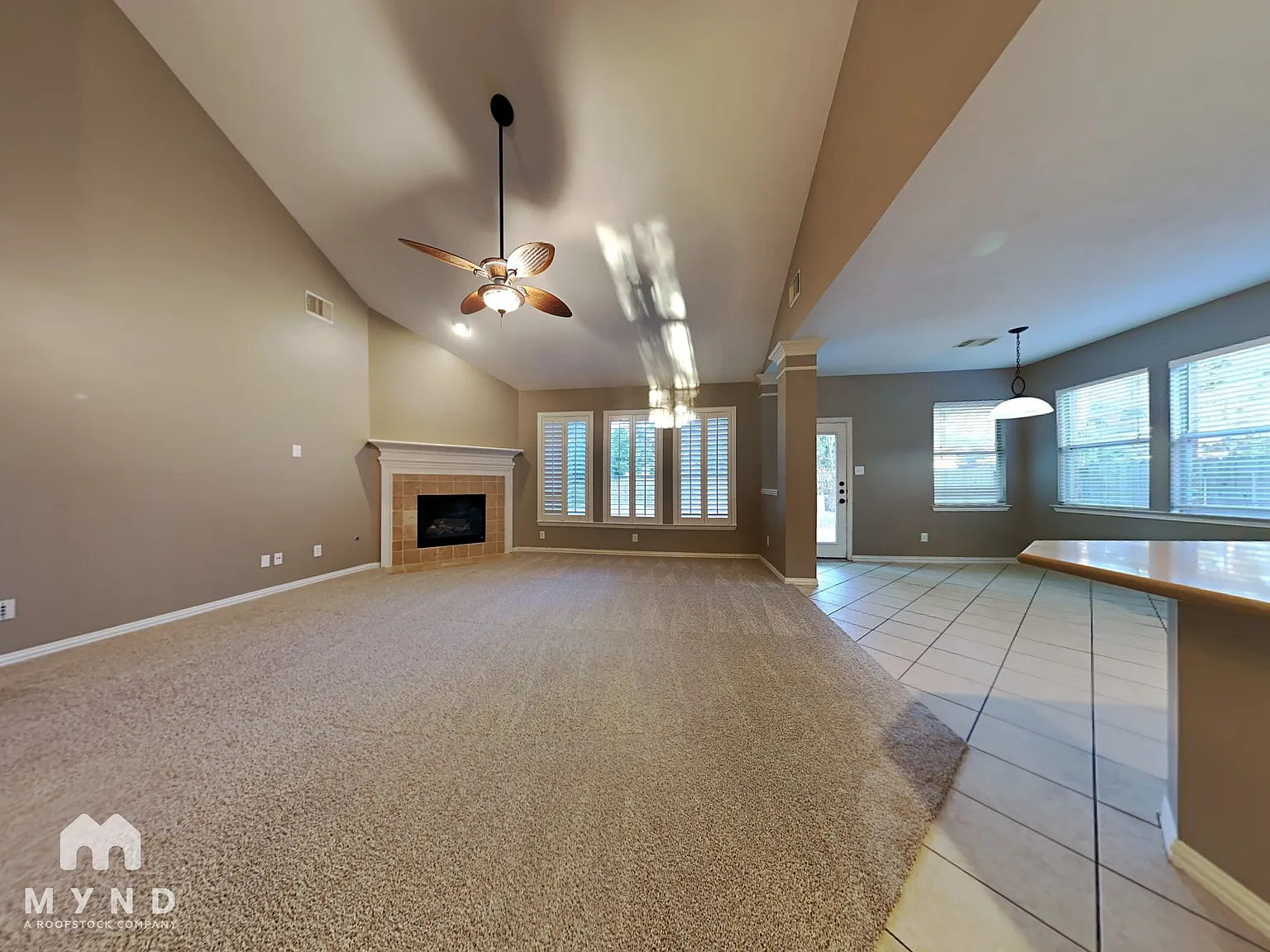 4 bed, 3.5 bath, 2751 sqft, $2,475 — Photo 3