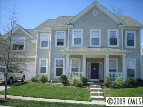 13127 Centennial Cmns, Huntersville, NC 28078