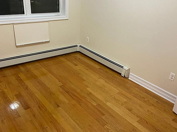 4th image of 6664 69th St #2