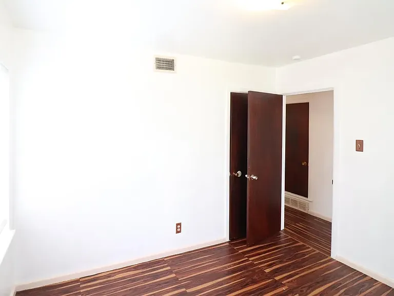 9107 Rustown Dr — Photo 9
