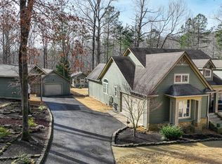 2536 Northshore Dr, Savannah, TN 38372