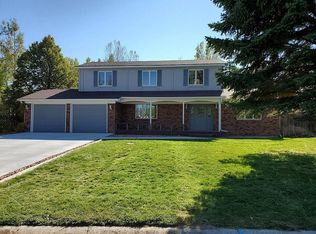 2344 Cedar Ln, Cody, WY 82414