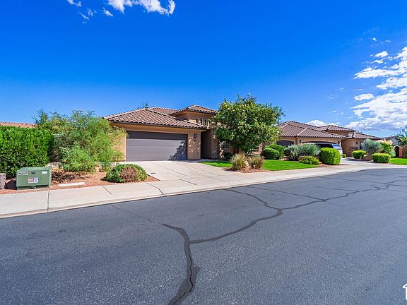 2nd image of 382 E Desert Ln