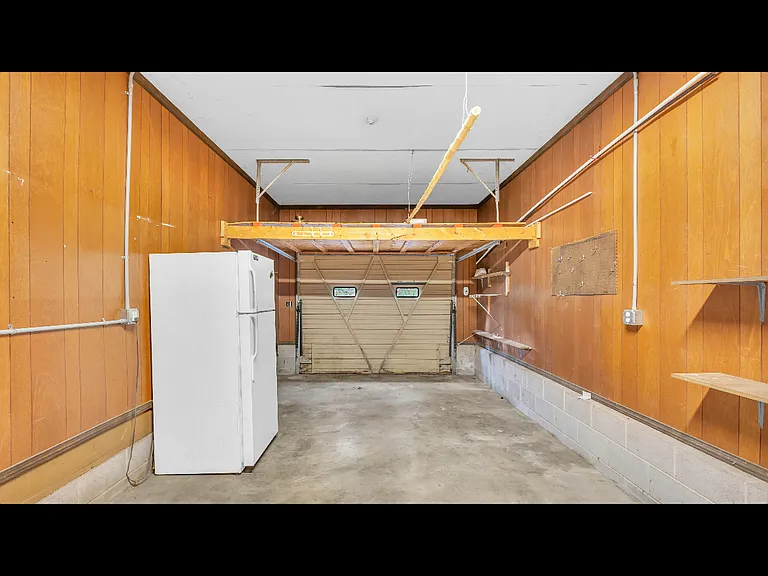 6923 Barter Dr — Photo 9