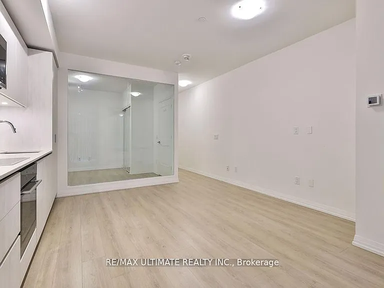 8 Widmer St #515 — Photo 21
