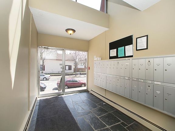 5th image of 2600 Bryant Ave S APT 303