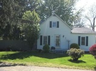 312 S Center St, Argos, IN 46501