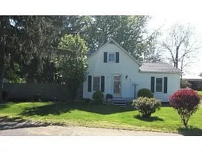 312 S Center St photo 1
