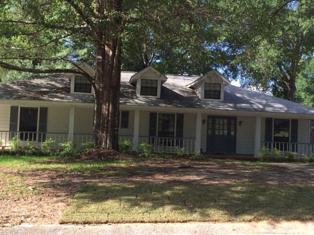 2nd image of 105 Virginia Cir