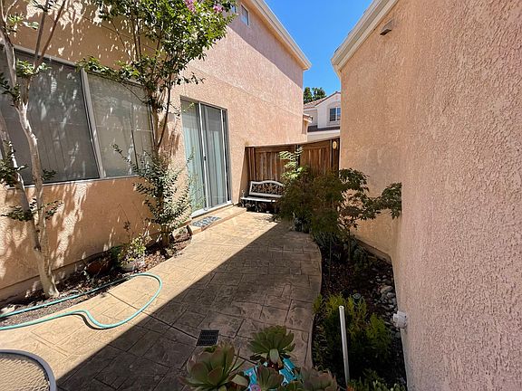 2nd image of 10889 Caminito Arcada