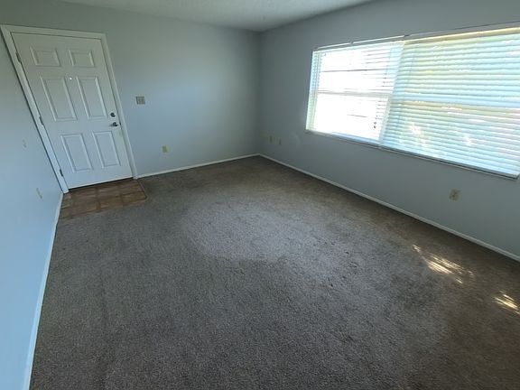 2nd image of 6189 Chesham Dr