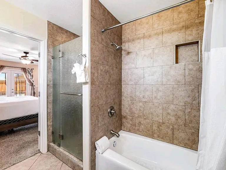 6585 Pine Spring Ave — Photo 9