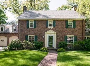 208 Ellington Rd, Longmeadow, MA 01106