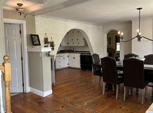 396 Gray Rd #1, Falmouth, ME 04105