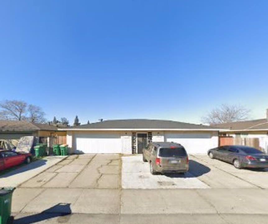 1st image of 7943-7941 Diana Marie Dr