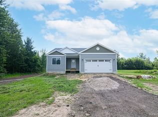 7377 Baldwin Rd, Swartz Creek, MI 48473