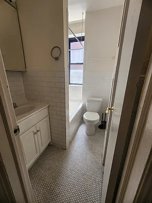 Rented by ONE Manhattan Real Estate | media 20