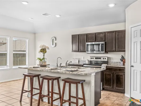 1006 Rosa Parks Dr, Killeen, TX 76543