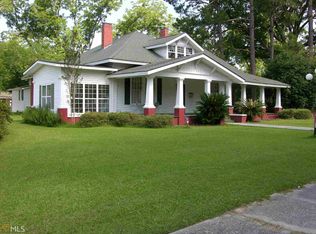 440 S Lewis St, Metter, GA 30439