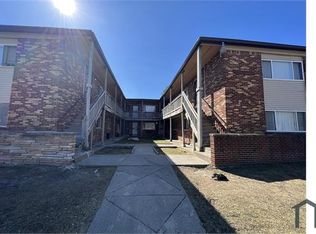 18711 Schoolcraft, Detroit, MI 48223