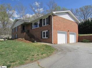 300 Club Dr, Travelers Rest, SC 29690