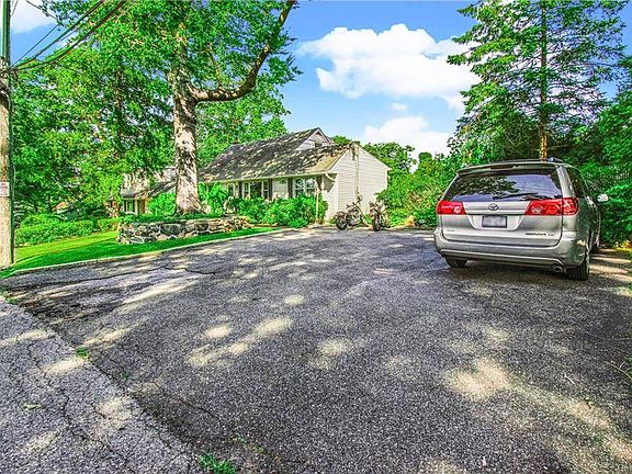 4th image of 20 Grange Ave