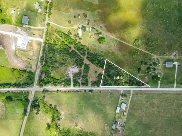 6 County Road 110, Iola, TX 77861