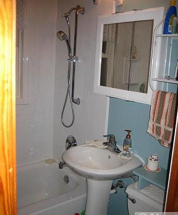 4th image of 7157 Lakeview Dr