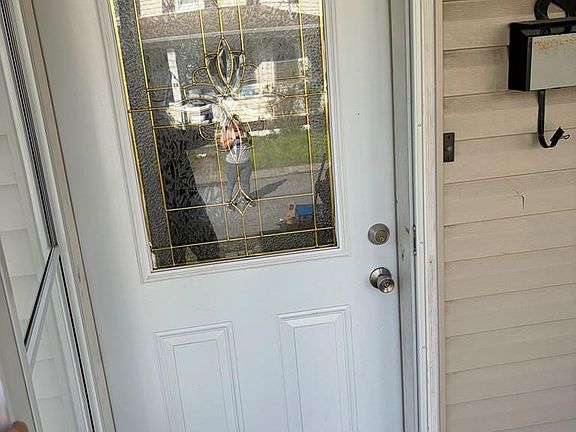 4th image of 82 K St