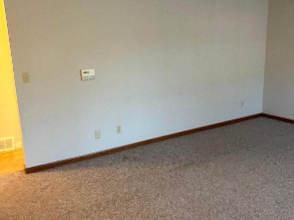 5th image of 785 Valentine Dr #785