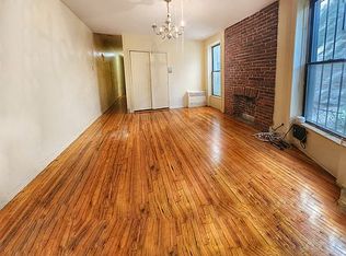 1042 Bergen St #2R, Brooklyn, NY 11216