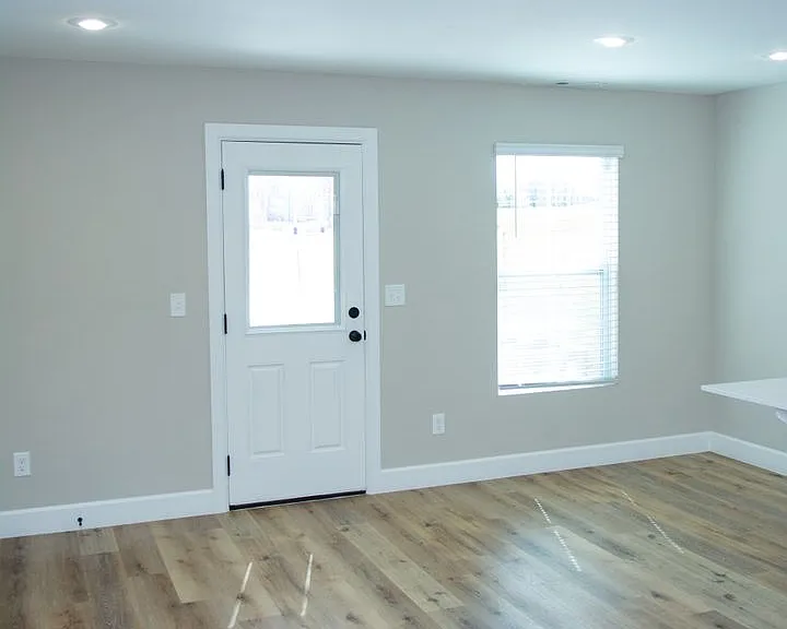 440 Blue Springs St — Photo 39