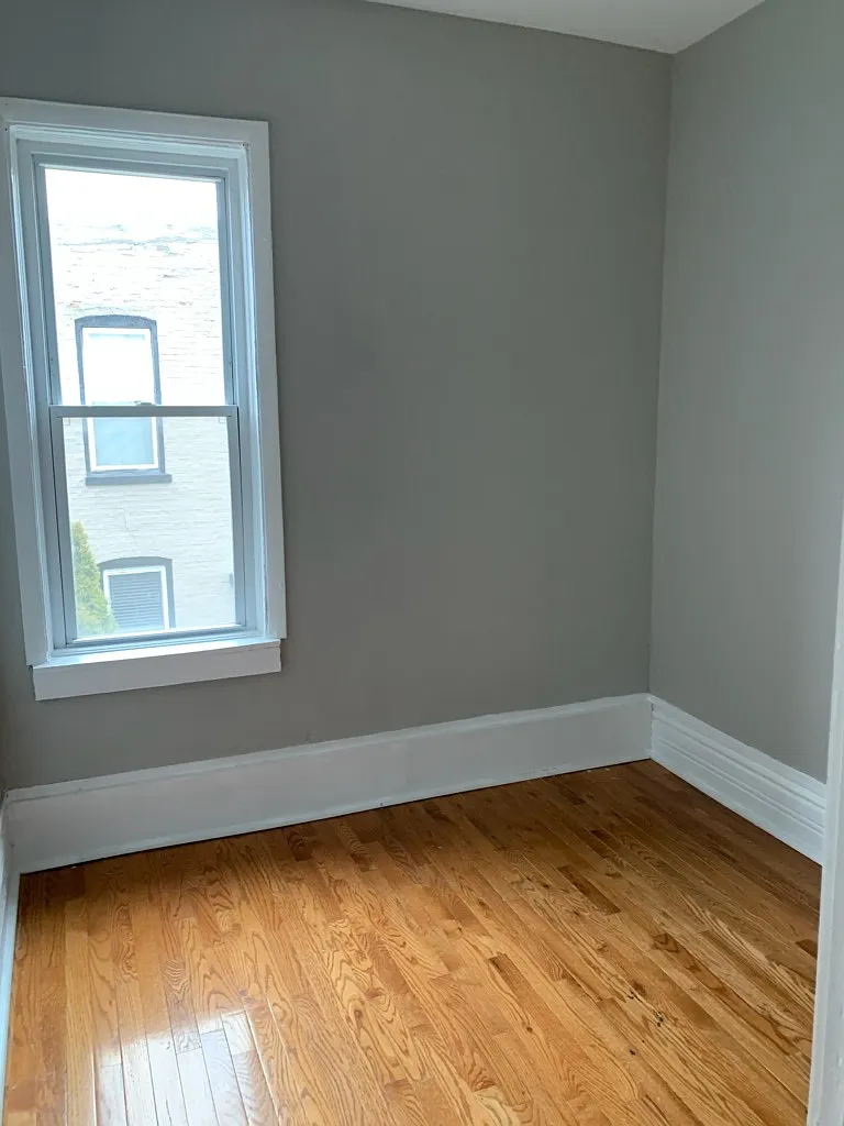 Building Photo - 1512 N Maplewood Ave #1