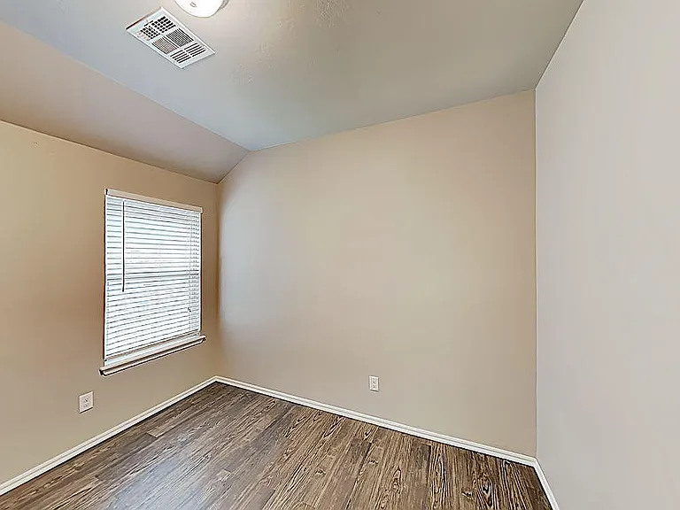 11202 NW 114th St — Photo 29