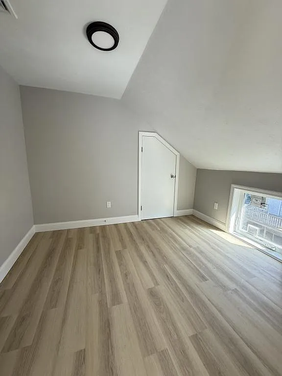 169 Grant St — Photo 4