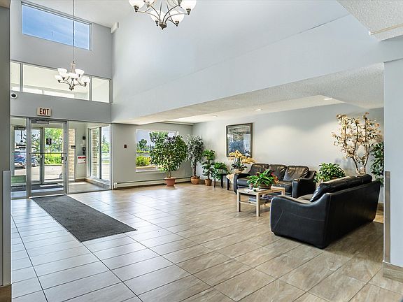 2nd image of 17404 64th Ave NW #418