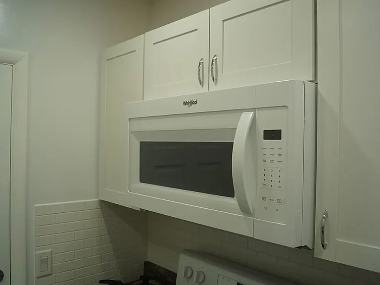 1250 E Sample Rd #303 — Photo 10