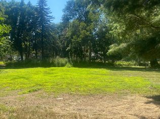 2935 Overlook Dr, Bloomington, MN 55431