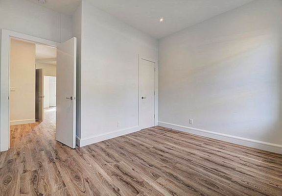 2nd image of 1448 Myrtle Ave #3