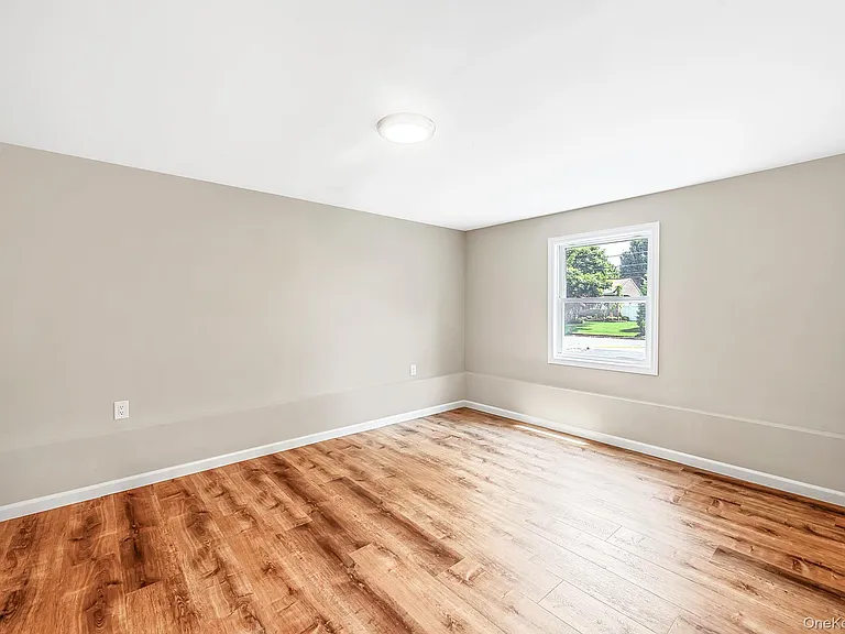 610 Americus Ave — Photo 16