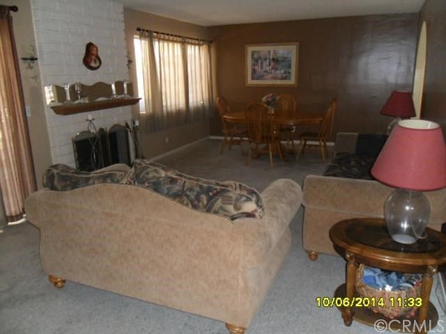 2nd image of 1076 Country Club Ln