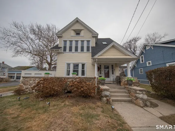 16 Pacific Street, New London, CT 06320