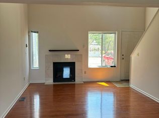 103 Glen Combe Cir #103, Milford, PA 18337