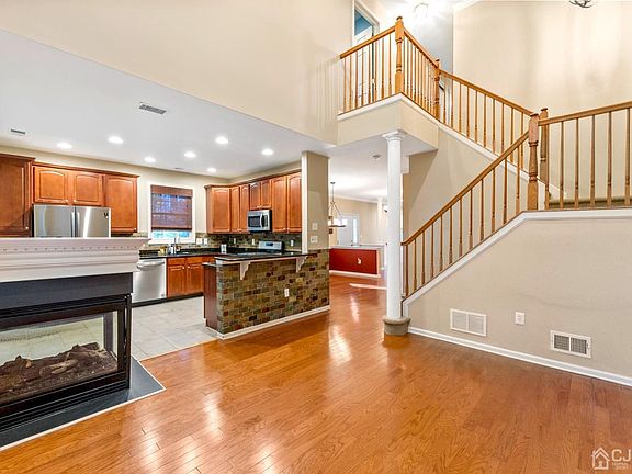 4th image of 9 Indigo Dr