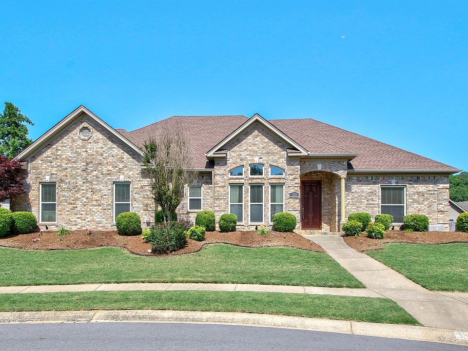 1st image of 3810 Graceful Oaks Dr