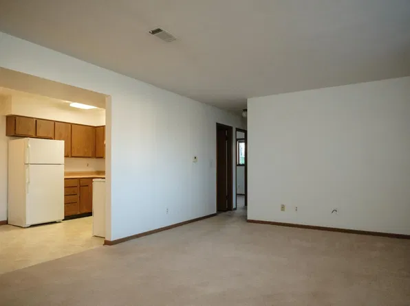 3030 24th St Unit 10, Rock Island, IL 61201