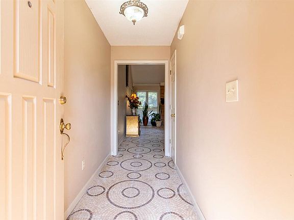 3rd image of 5361 Philgrove Way